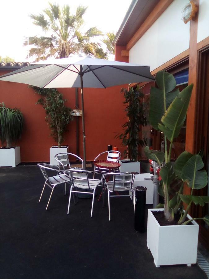Hotel Iris La Eliana Εξωτερικό φωτογραφία